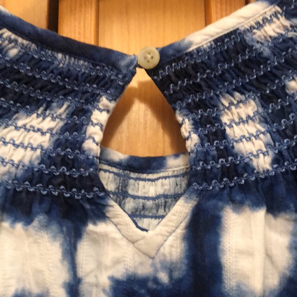 Sonoma Blue & White tie-dye blouse - Picture 7 of 9